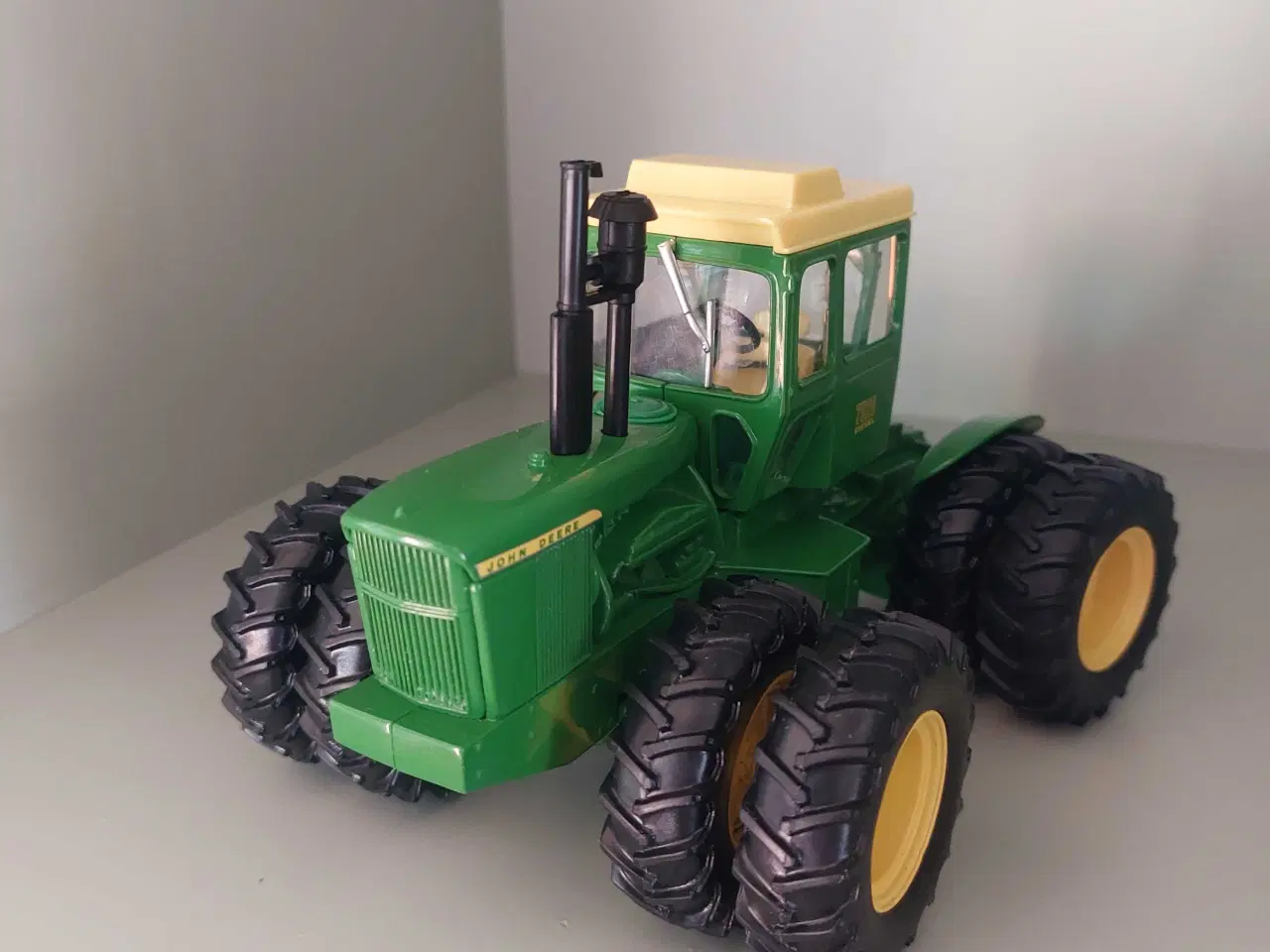 Billede 1 - Britains/ertl John deer 7520