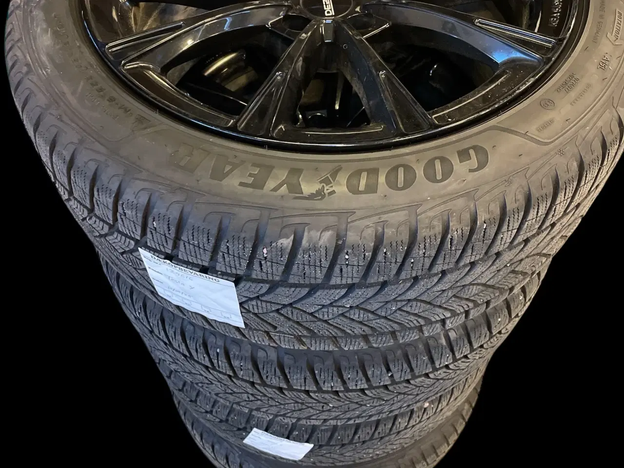 Billede 2 - 19 Tesla Model Y 255/45r19 Ref.P10 vinter