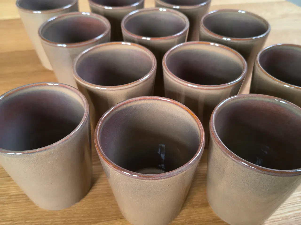 Billede 5 - 12 smukke krus i stentøj