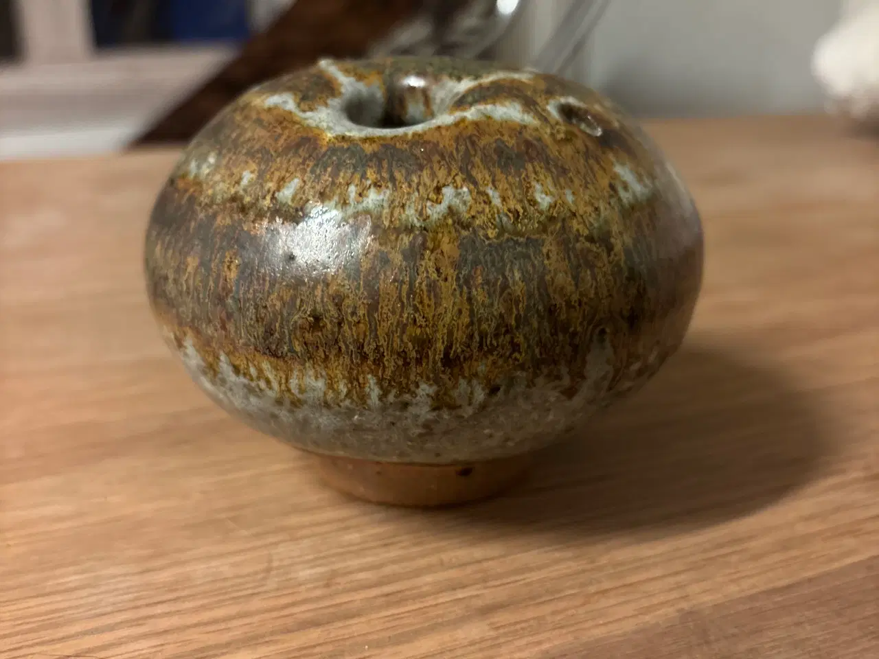 Billede 4 - svampevase" af den danske keramiker og billedhugge