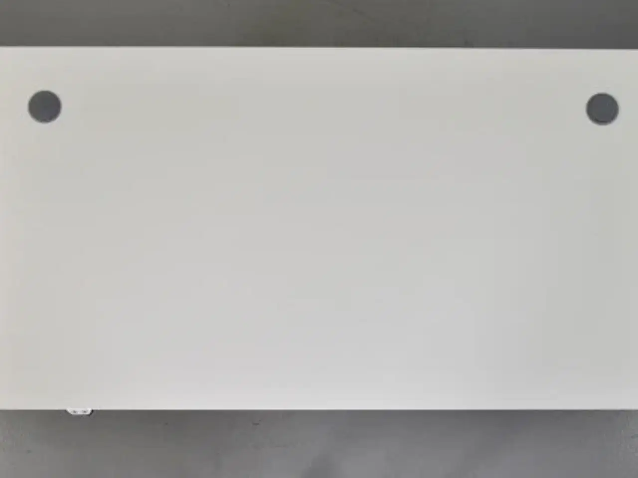 Billede 5 - Hæve-/sænkebord med hvid plade, 150 cm.
