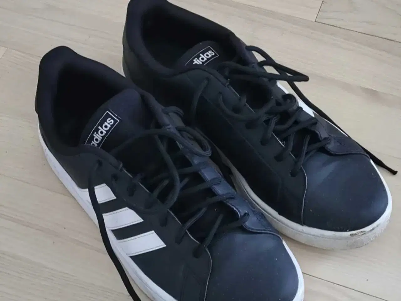 Billede 2 - Adidas+ nike sneakers str 41