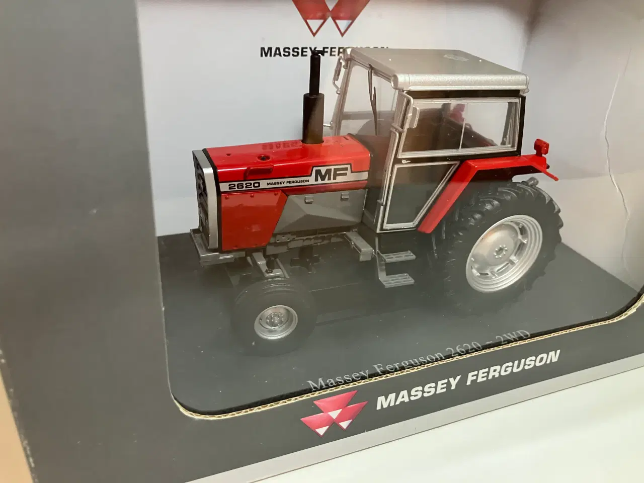 Billede 1 - 1:32 Massey Ferguson 2620 2WD