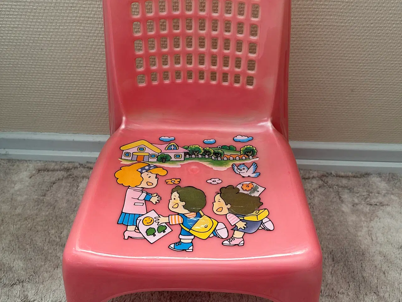 Billede 2 - Ude ting gynge, sæbebobler og haveredskaber