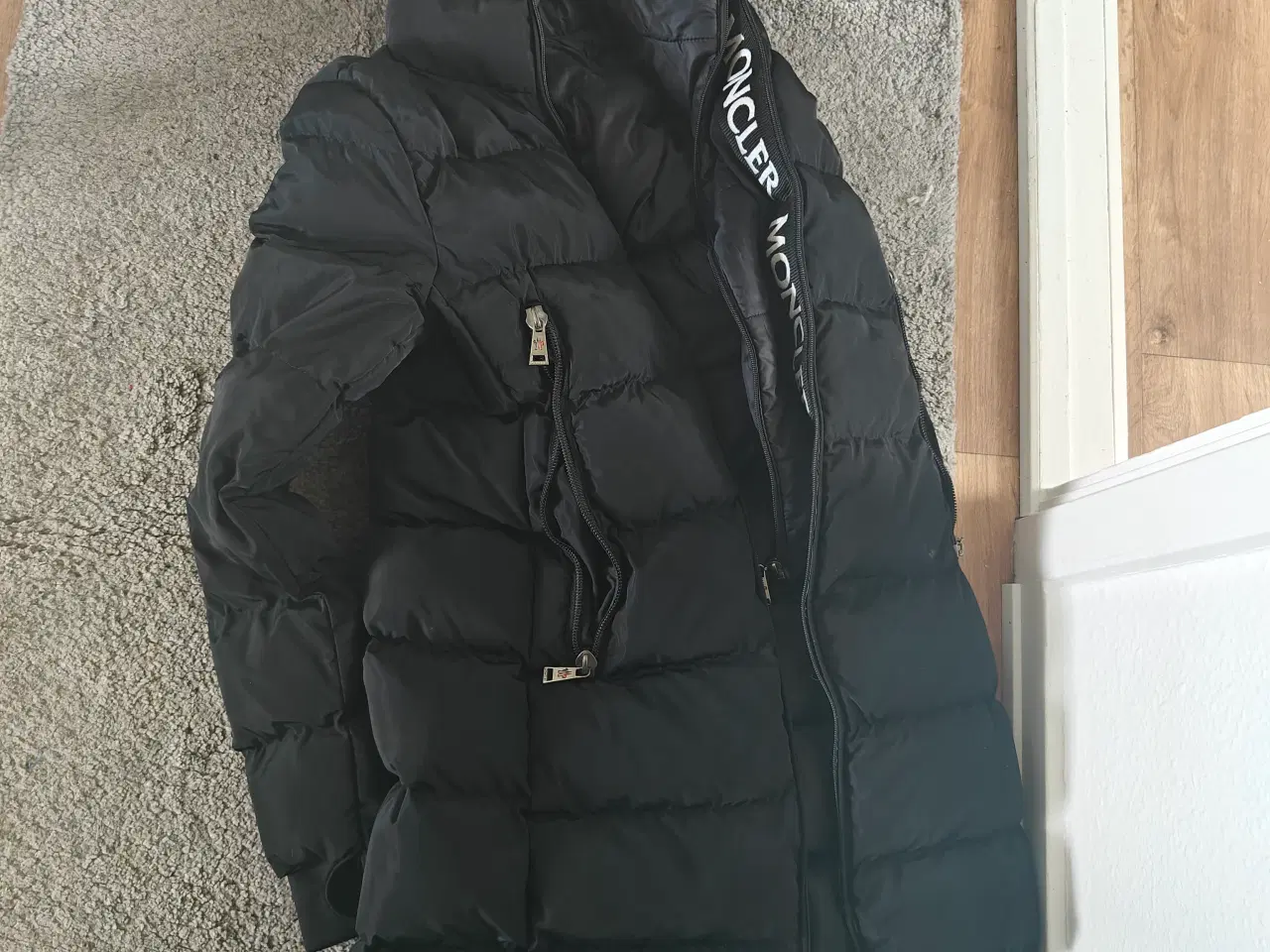 Billede 1 - Moncler vinterjakke 