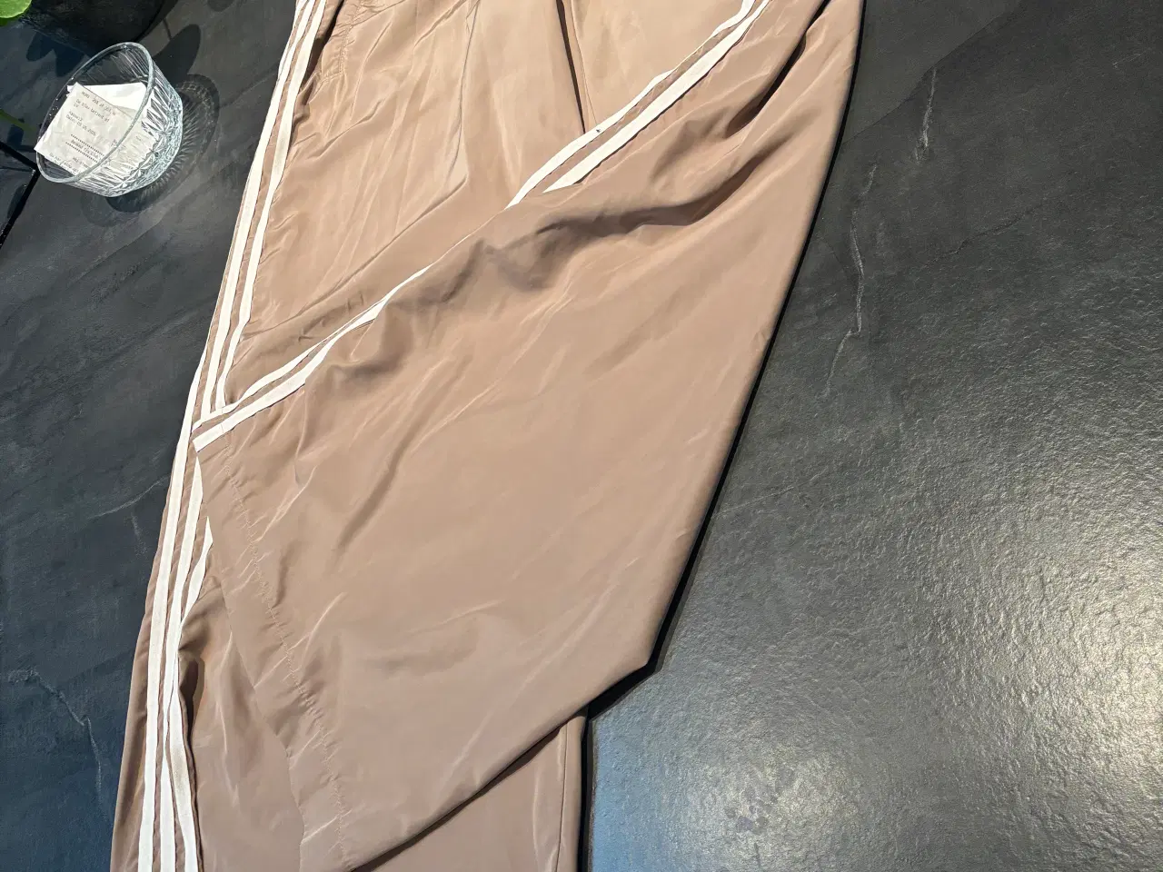 Billede 5 - Adidas bukser str m