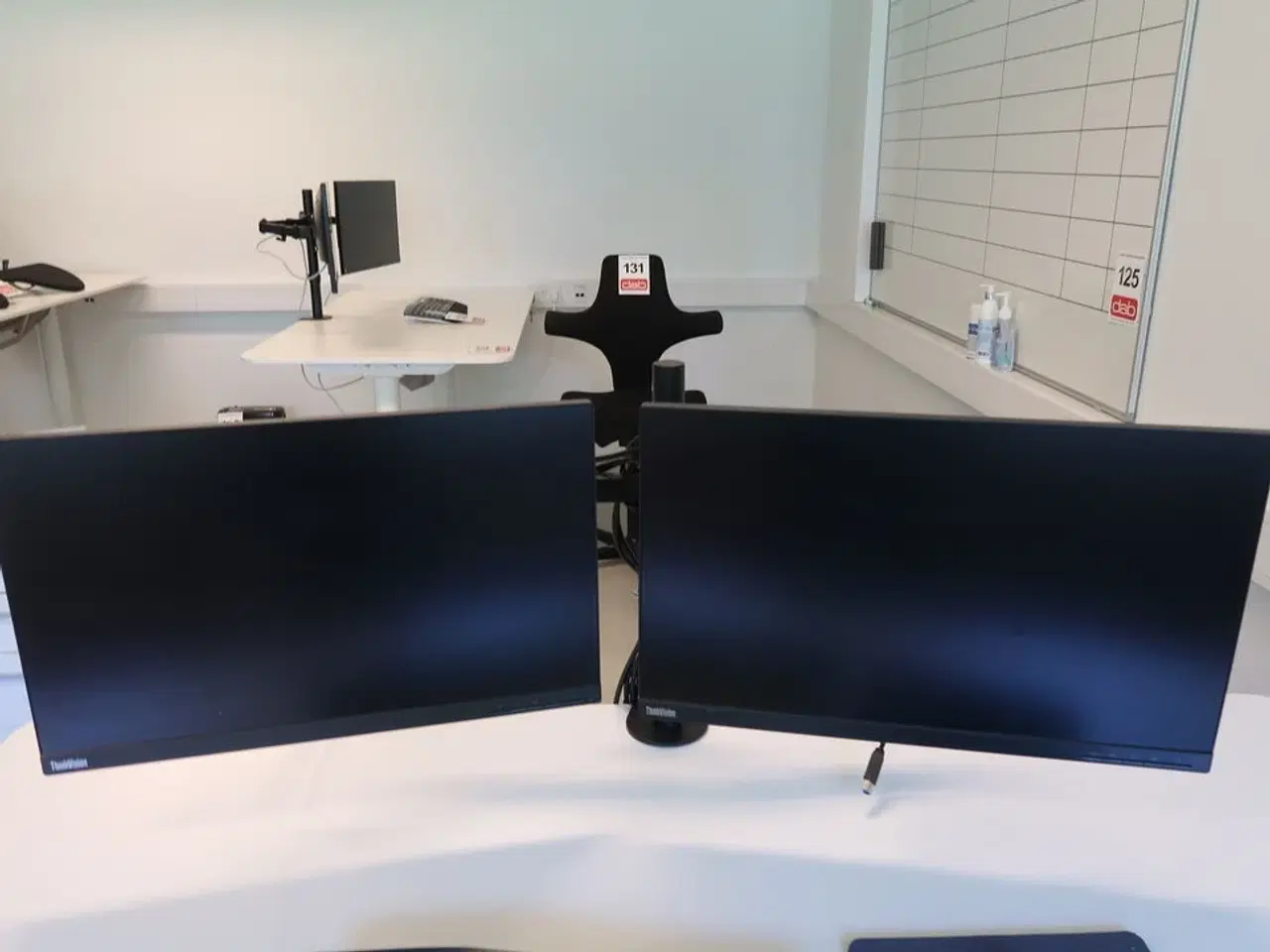 Billede 1 - 2 stk. Lenovo ThinkVision T24i-2L 23,8" skærm (sort)