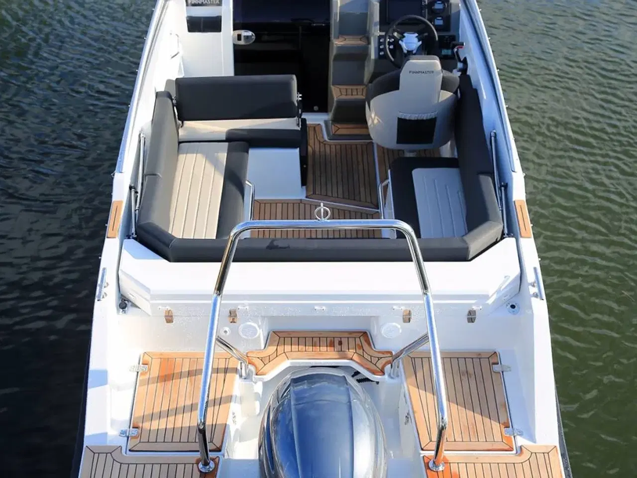 Billede 30 - Finnmaster T6 - Yamaha 150 HK/Udstyr