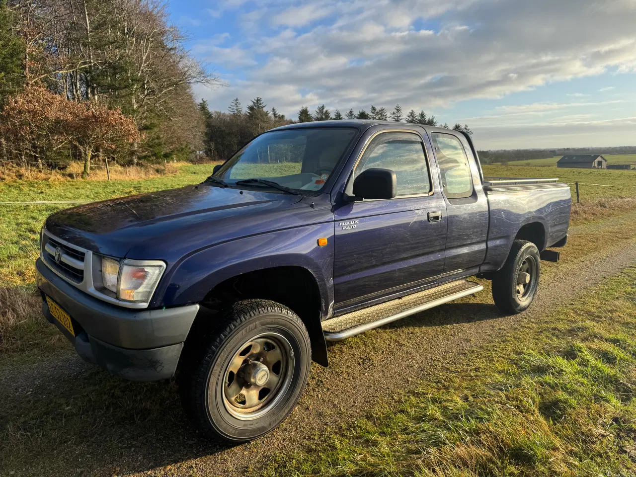 Billede 2 - Toyota Hilux 2,4 turbo diesel 4x4 lav afgift