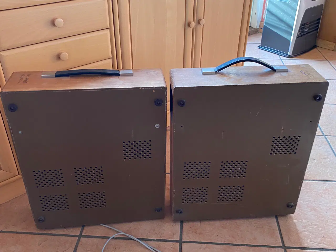 Billede 2 - 2 stk spolebåndtager mrk. Tandberg.