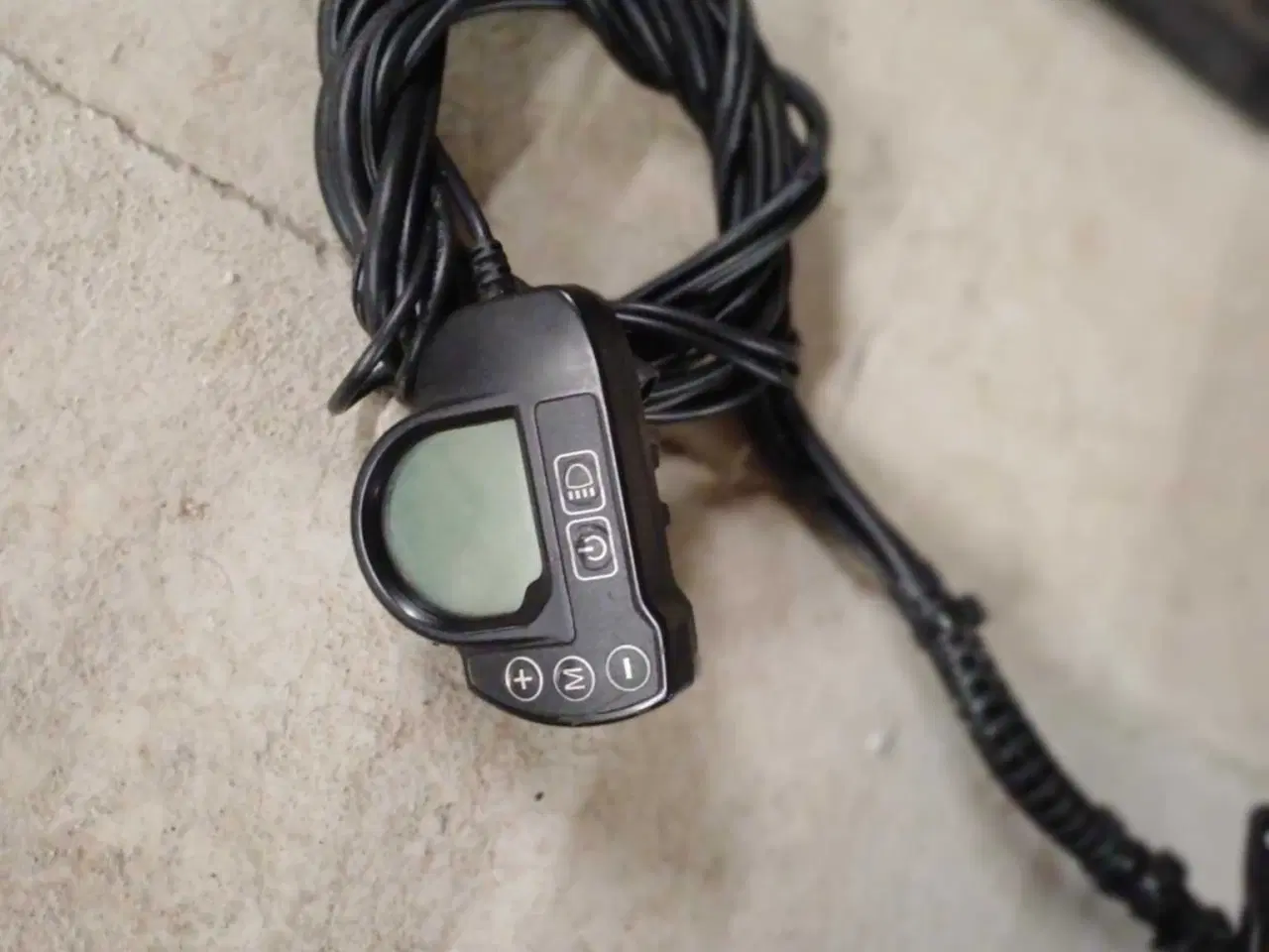 Billede 3 - Eĺ cykel hjul 28 tommer  og 24 volt