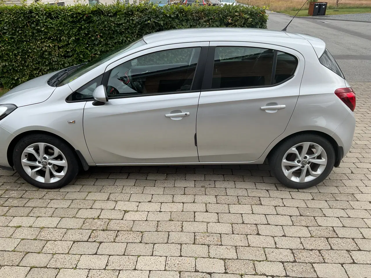 Billede 2 - Opel Corsa 1,4 Sport årg. 2015