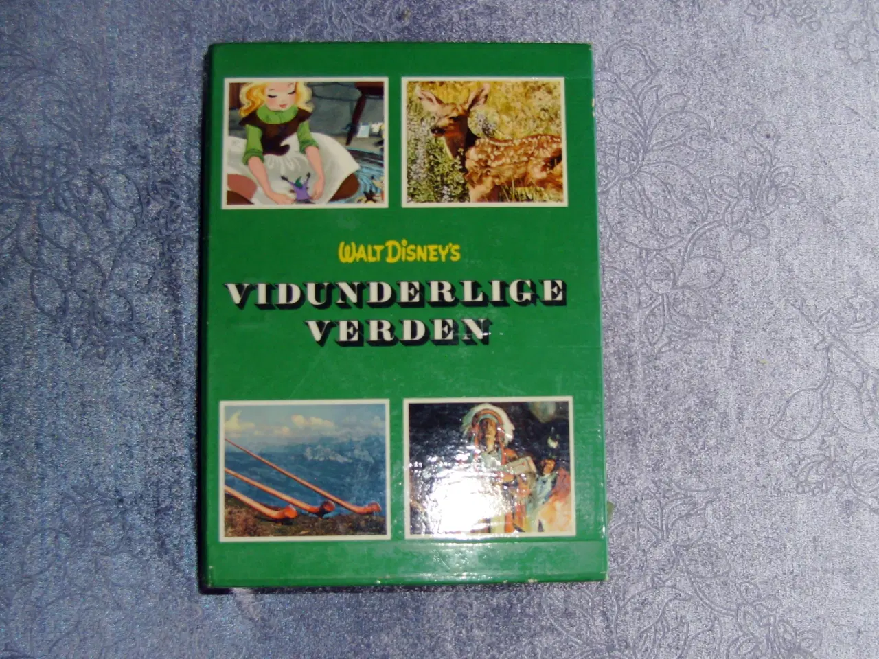 Billede 3 - Walt Disneys Vidunderlige Verden bogkasse