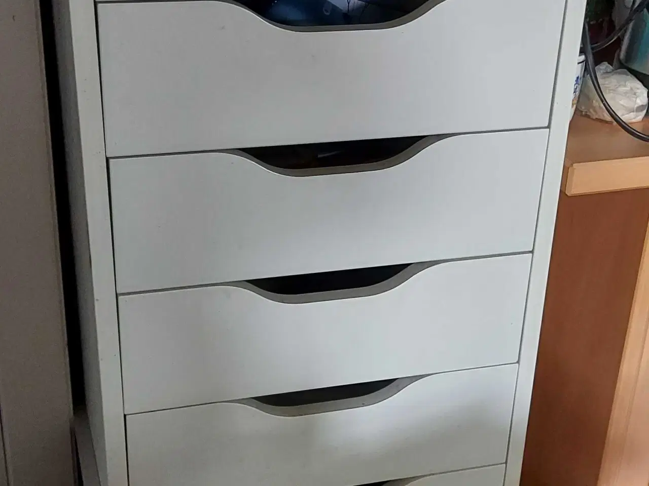 Billede 1 - Stor ikea skuffe reol