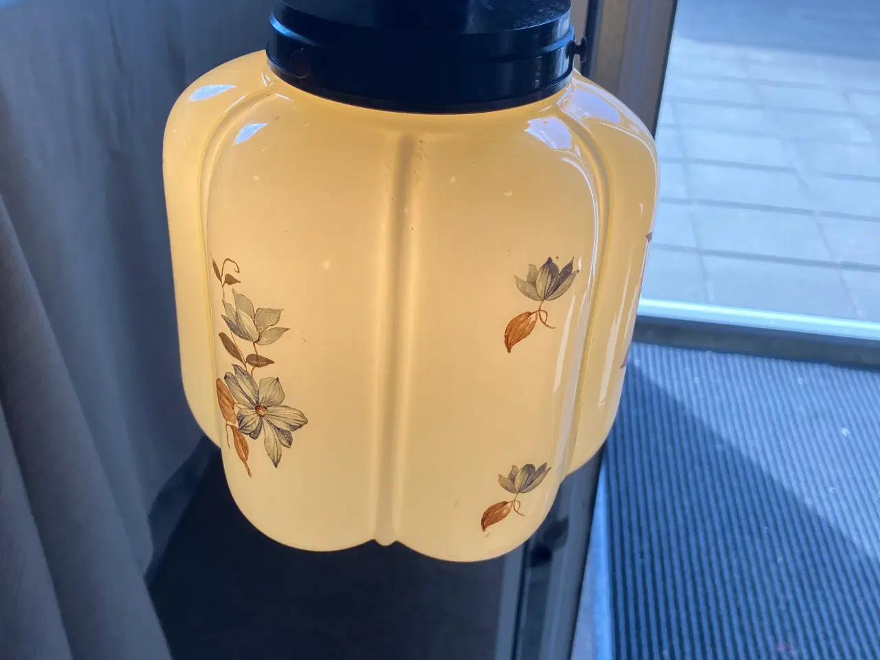Billede 1 - Art Deco  loftlampe med cremefarvet glas