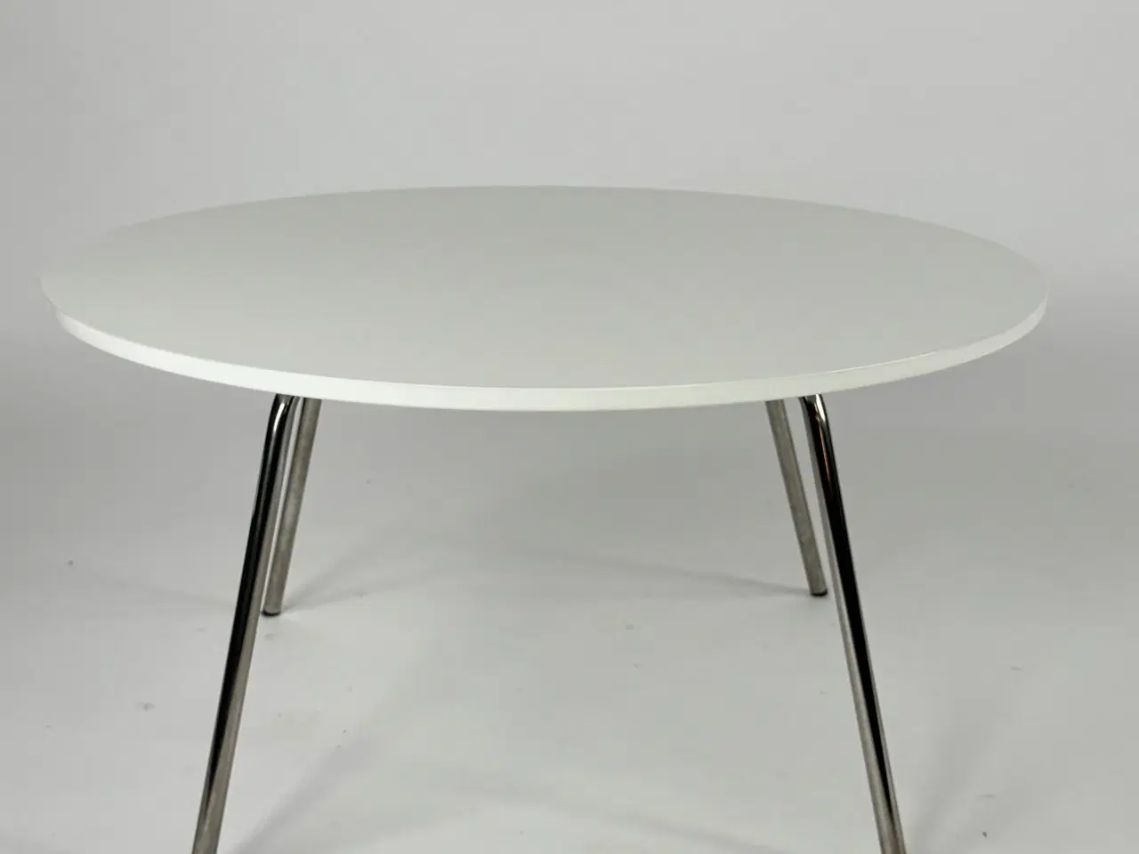 Billede 3 - Gribskov Inventarsnedkeri Sofabord – Hvid/Krom