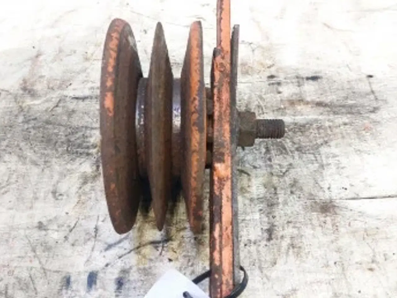 Billede 6 - Dronningborg D1200 Underblæser variator Remskive 28410430 komplet