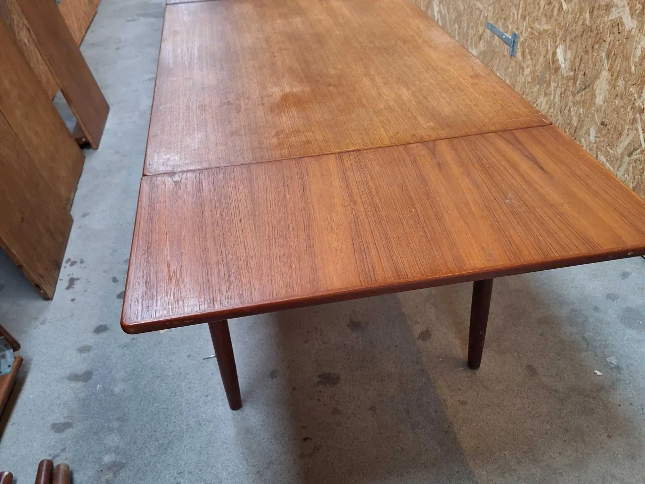 Billede 2 - Teak spisebord