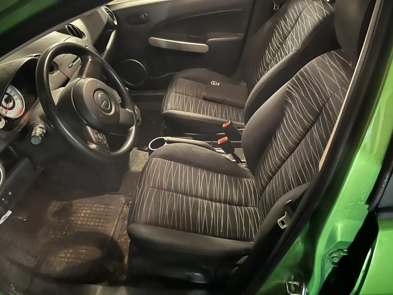 Billede 6 - Velkørende flot Mazda 2