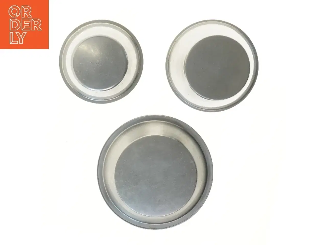 Billede 3 - Sæt af tre rustfri skåle (str. 3 stk Ø 22& 17,5 & 16 cm)