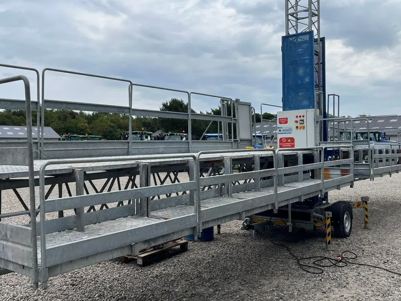 Billede 10 - Manitou Mandskabskurv arbejdsplatformen, Byggeelevatorer, mastklatreplatforme, byggehejs, Climber, buildclimber