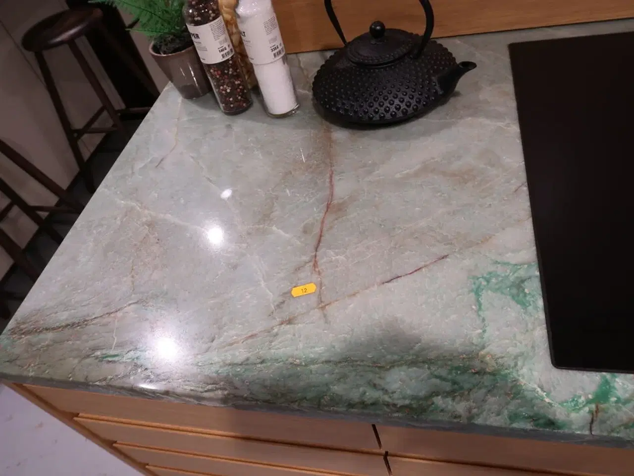 Billede 9 - Køkkenø i egetræ m. marmorbordplade FORM PLUS+