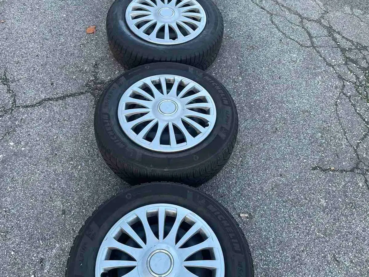 Billede 6 - 4x15”stålfælge med michelin vinterdæk på