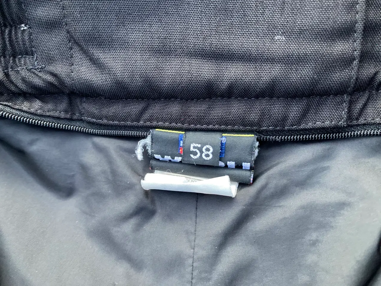 Billede 4 - MC bukser RUKKA, Sorte Str. 58, XL/XXL, lange, pæn