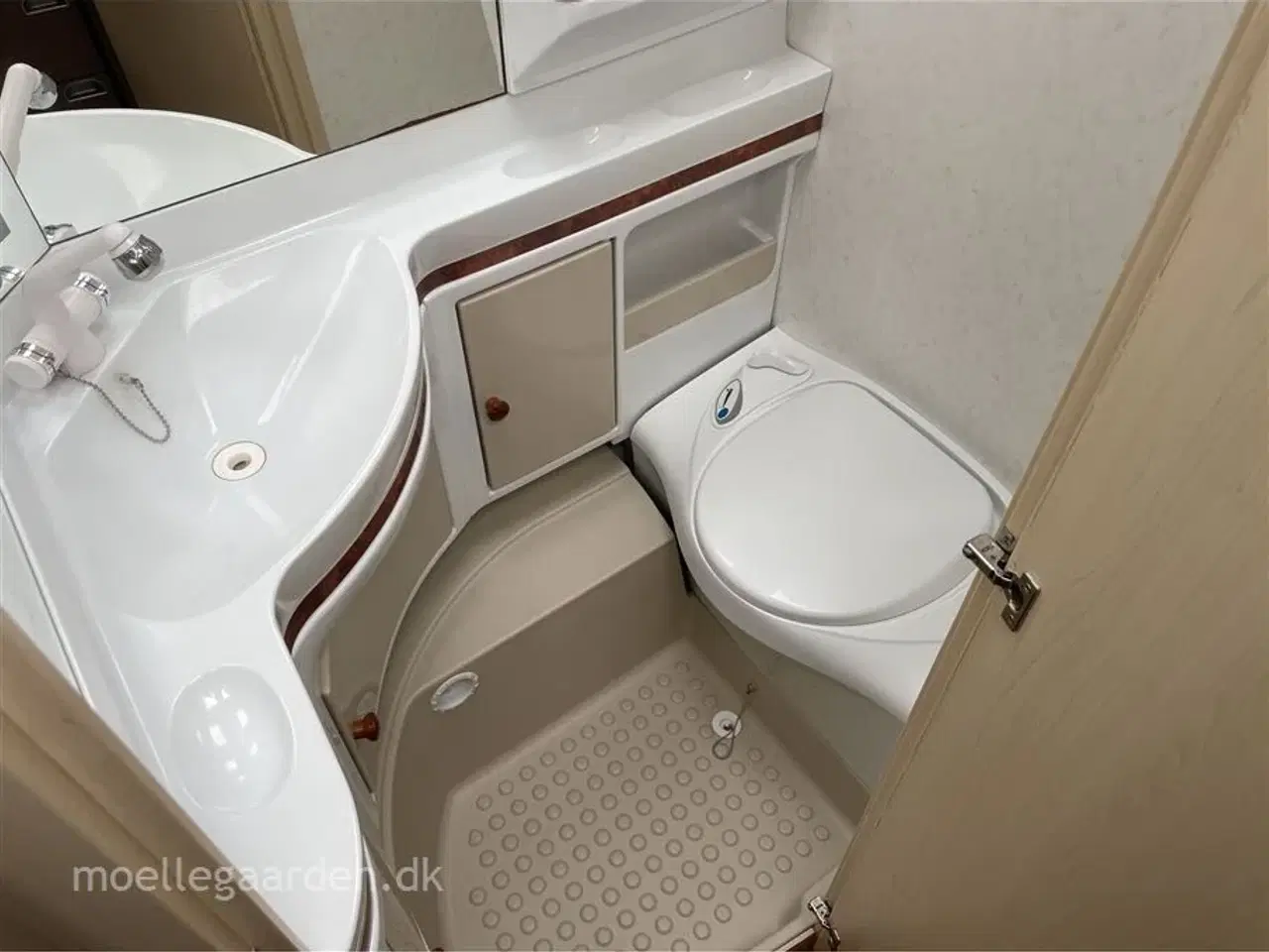 Billede 3 - 2010 - Hobby La Vita Bionda 495 UL