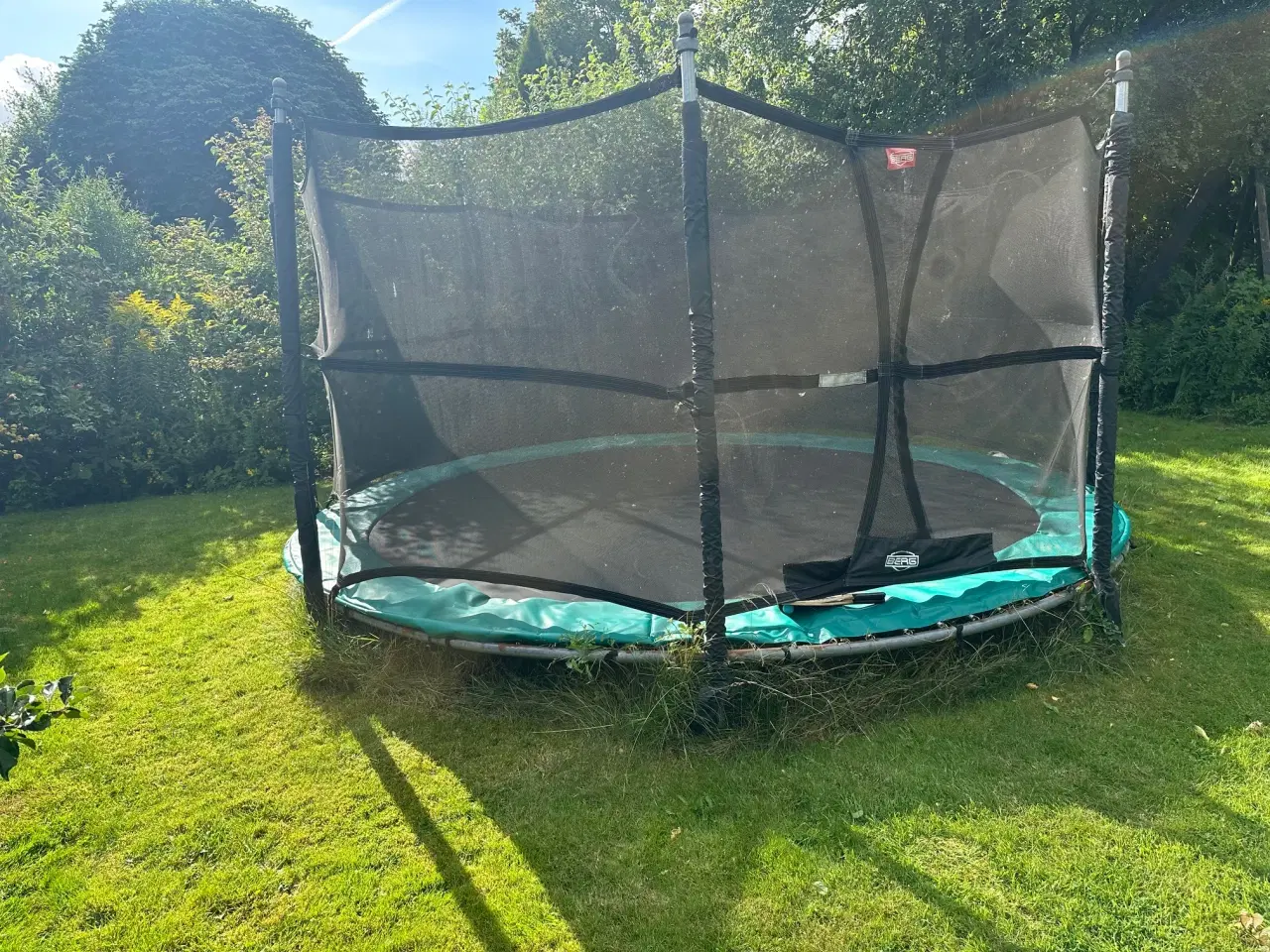 Billede 3 - Trampolin (Berg 4.3 m) gives bort