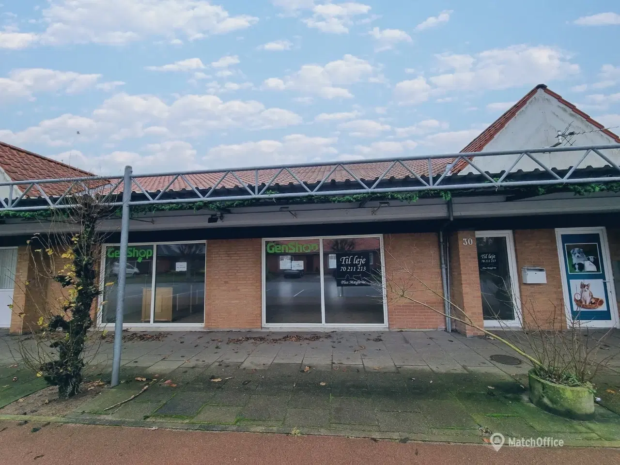 Billede 3 - Velbeliggende butik på 237 kvm - med ekstra 200 kvm opbevaringsplads