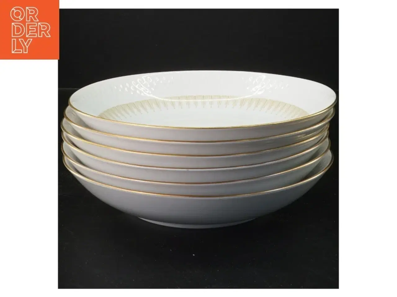 Billede 1 - Porcelæn tallerkener med guldkant fra Alka Kunst, Mnchof (str. Ø 22x3,5 cm)