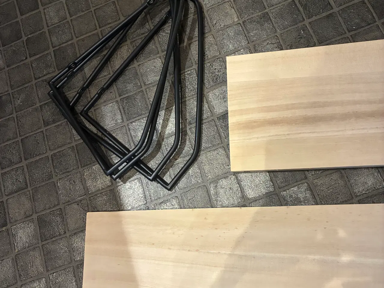 Billede 3 - 2 stk hylder