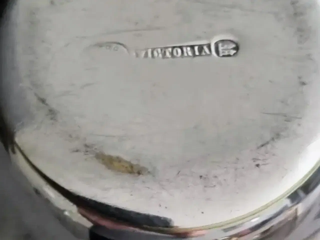 Billede 6 - Smuk vintage to tårnet Victoria vase i sølvplet 