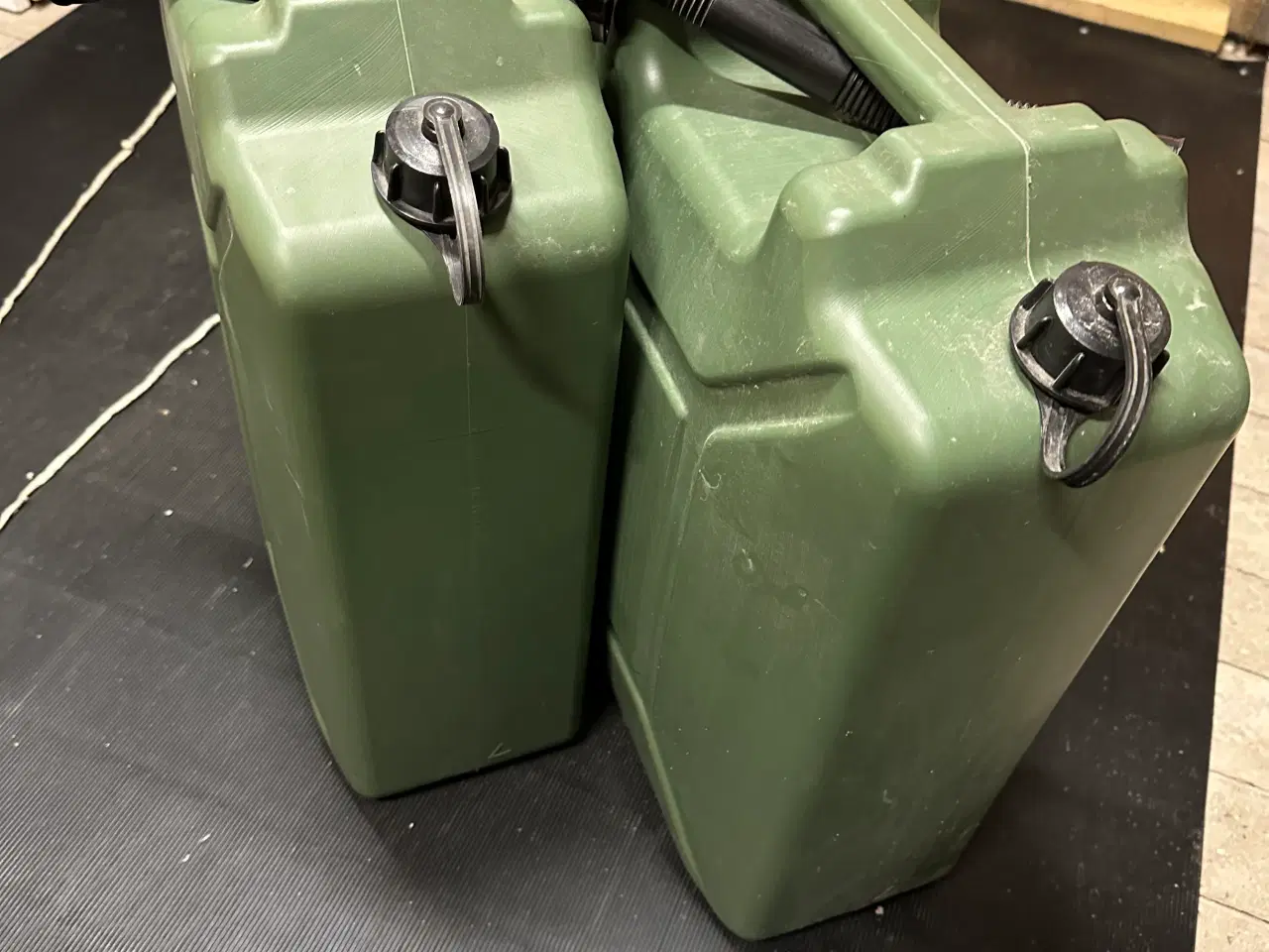 Billede 1 - Benzindunker 20 L