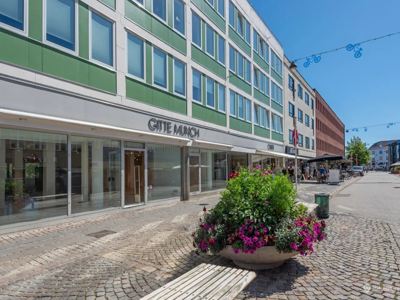 Billede 2 - Sjældent udbudt butikslejemål med meget bred facade og dermed stor eksponeringsværdi