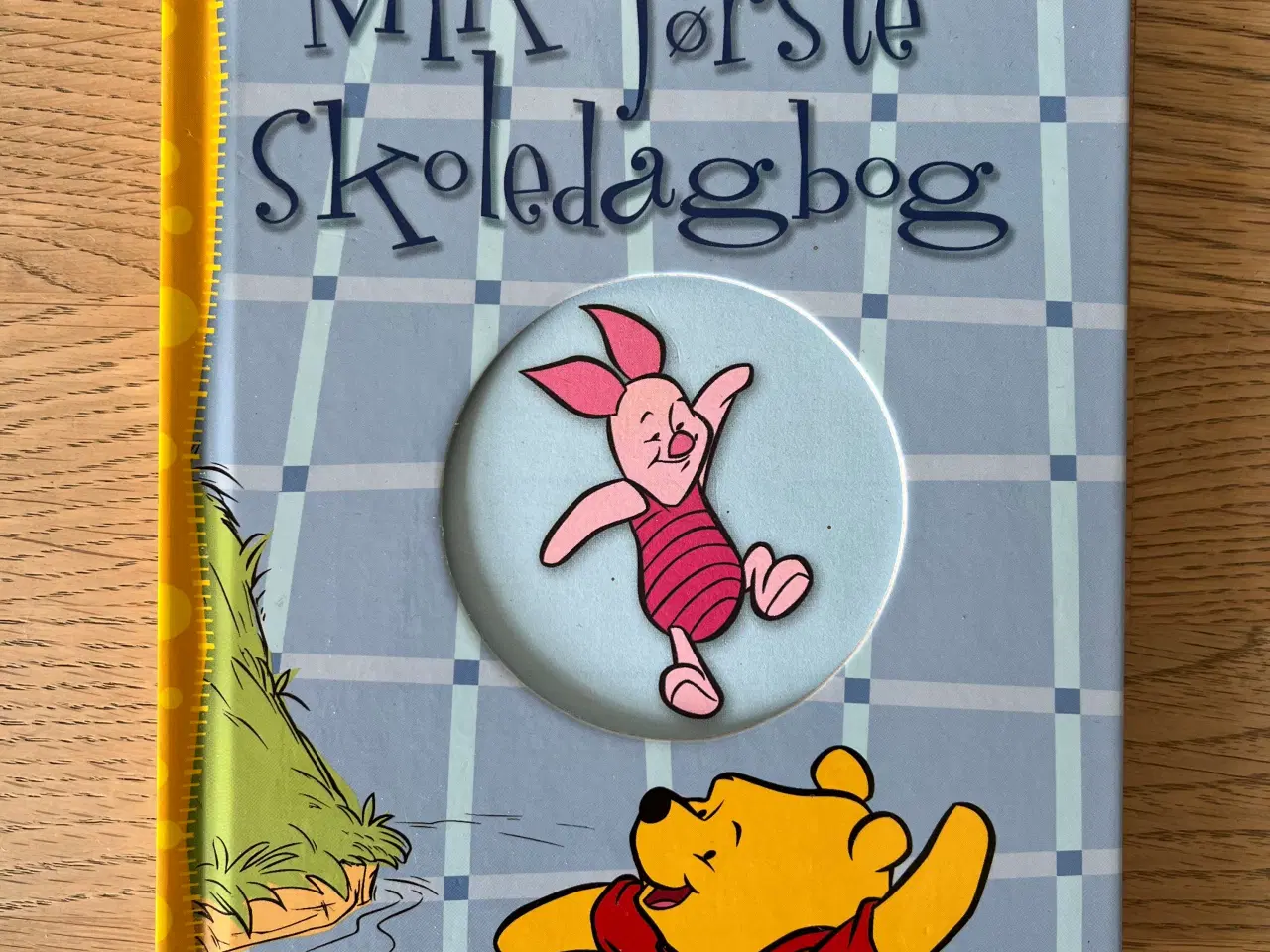 Billede 1 - Peter Plys - Min første skoledagbog