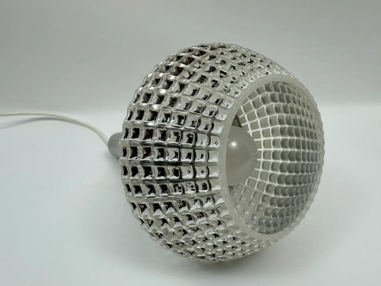 Billede 6 - Retro pendel i chrome med glasindsats