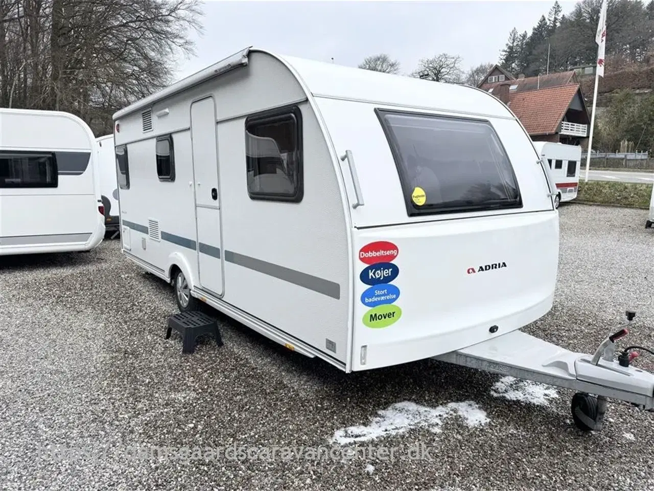 Billede 2 - 2024 - Adria Aviva 522 PT   Dobbeltseng-Køjer-telt-mover