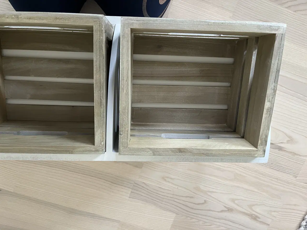 Billede 3 - Super smart reol med knager og skuffer 