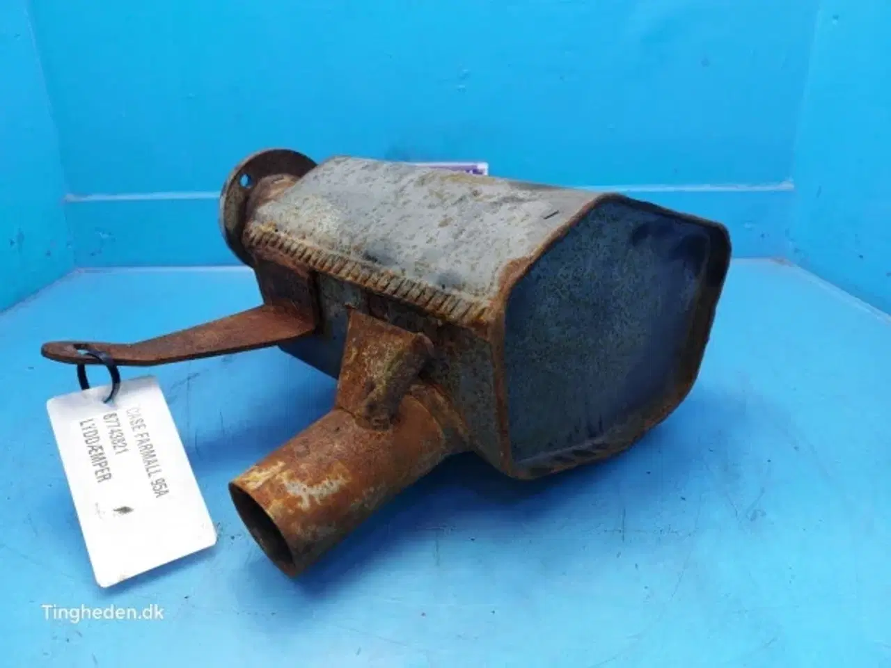 Billede 12 - Case Farmall 95A Lyddæmper 87743821