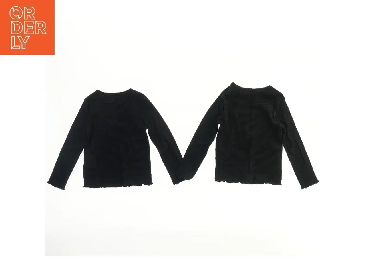 Billede 2 - Langærmet sort top fra H&M (str. 104)