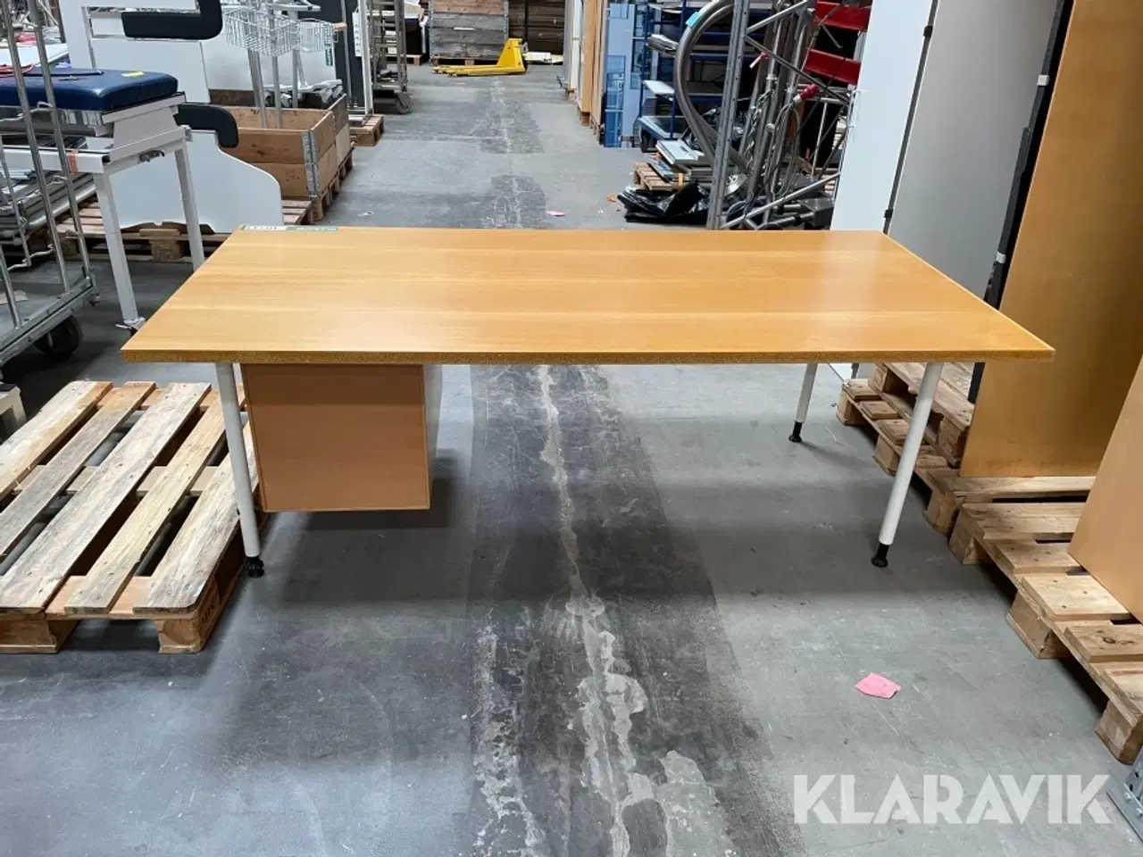 Billede 7 - Skrivebord, rundt bord og alm bord
