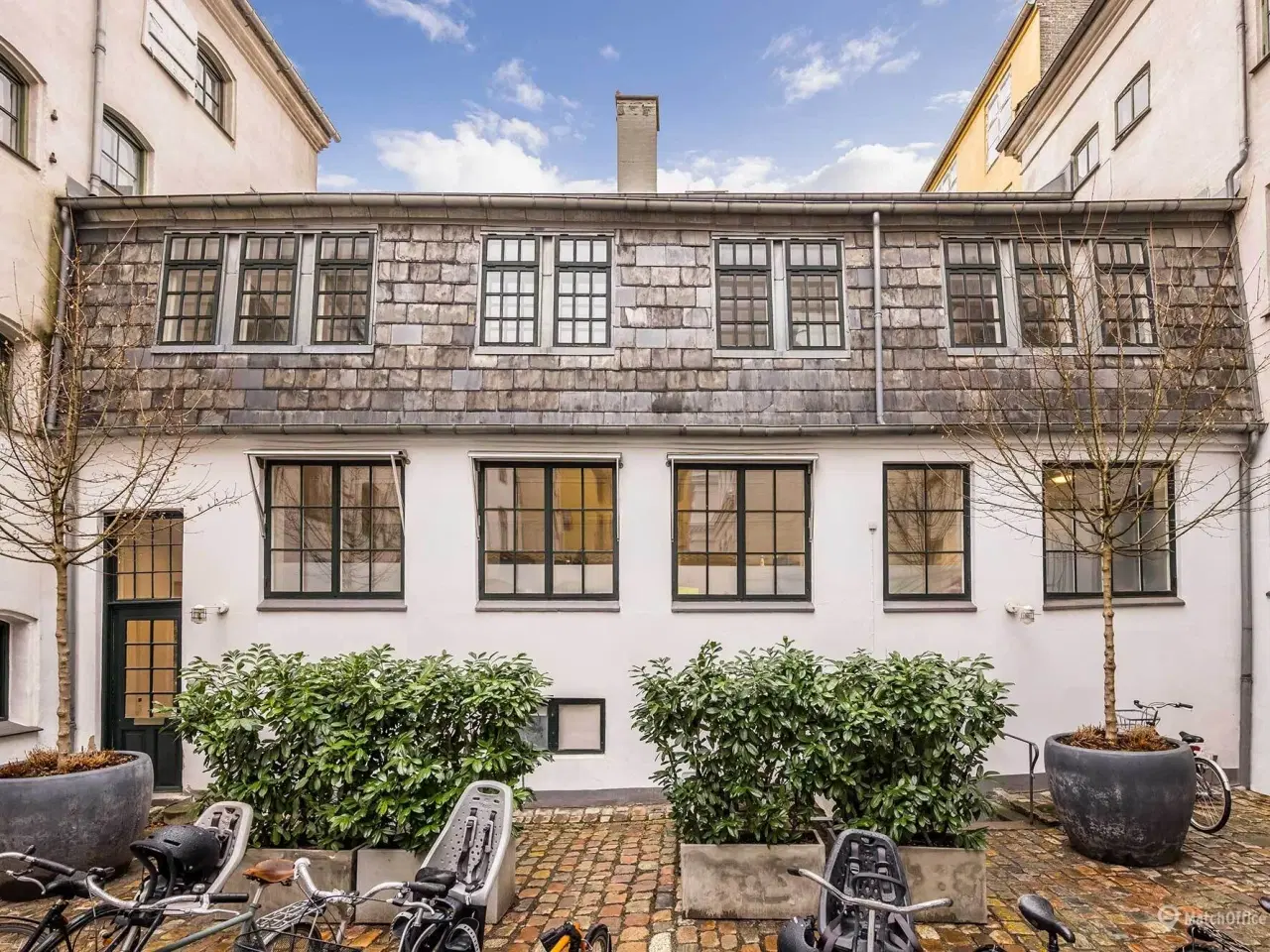 Billede 8 - Eksponeret pakhus med Street Art museum i stuen og 1. sal. Centralt beliggende ved Nyhavn og Ofelia plads.