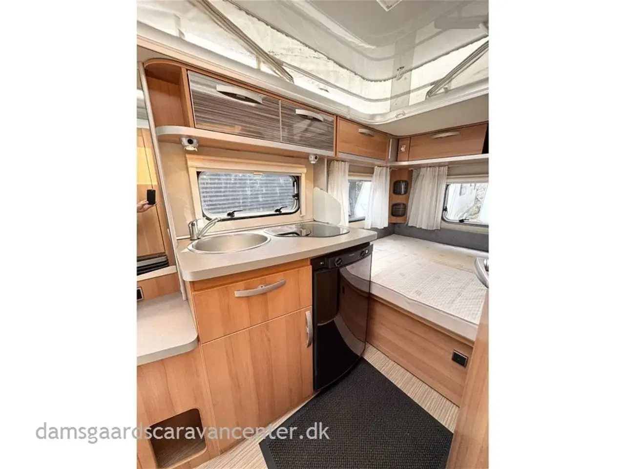 Billede 6 - 2015 - Hymer Feeling 425   Dobbeltseng-Mover-Let vogn