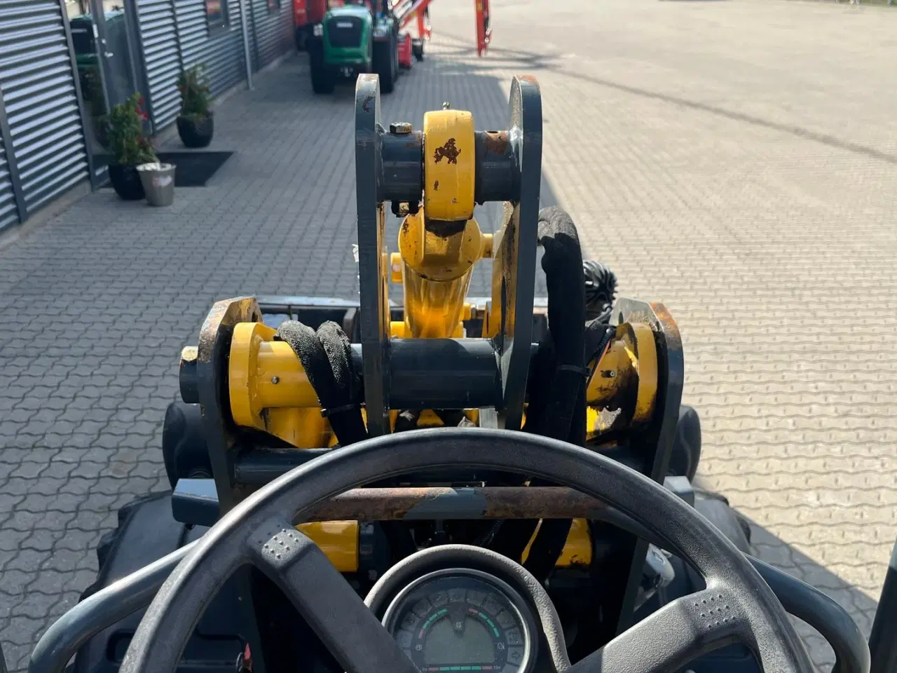 Billede 14 - Gehl al400 2800kg minilæsser med skovl og gafler