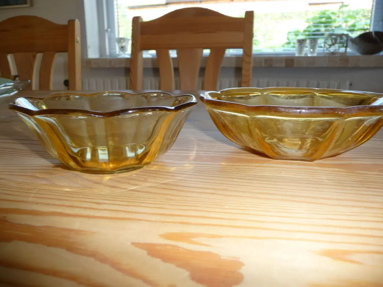 Billede 2 - 2 små glas skåle