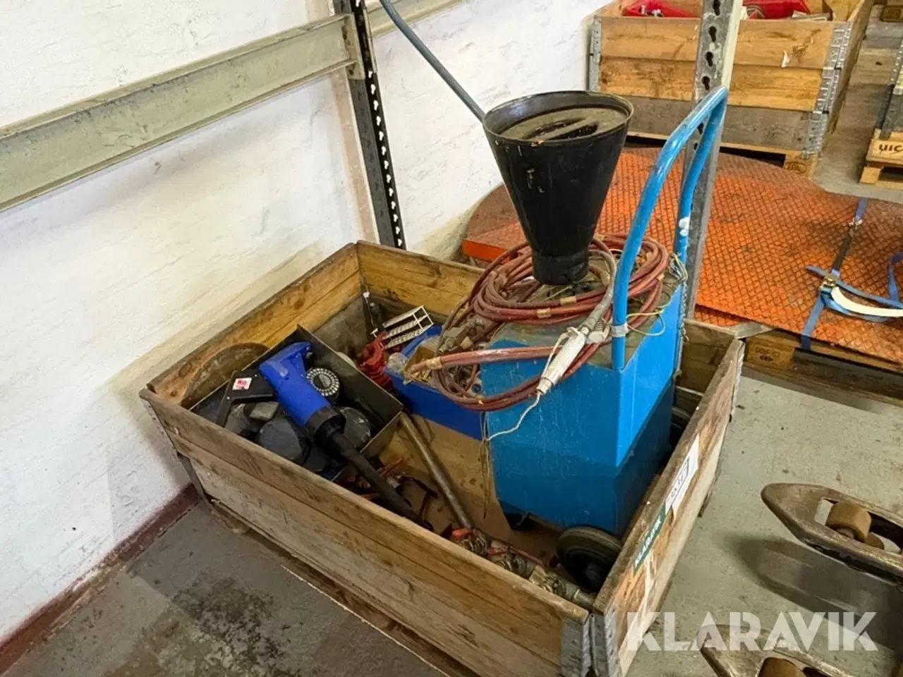 Billede 3 - Samlet lot - malersprøjte, vvsudstyr mm