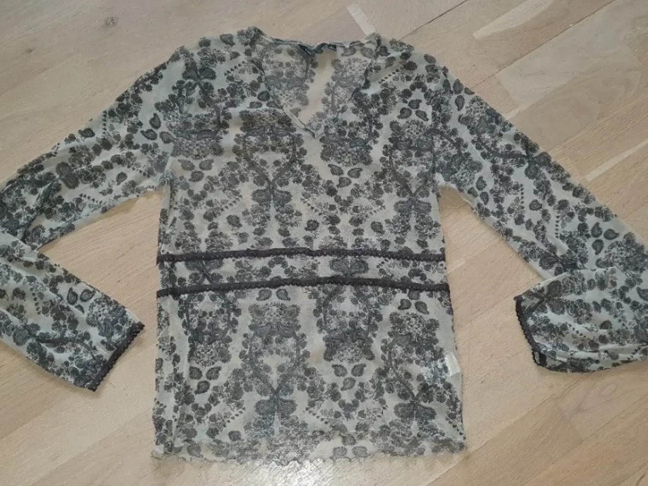 Billede 2 - Bluse	