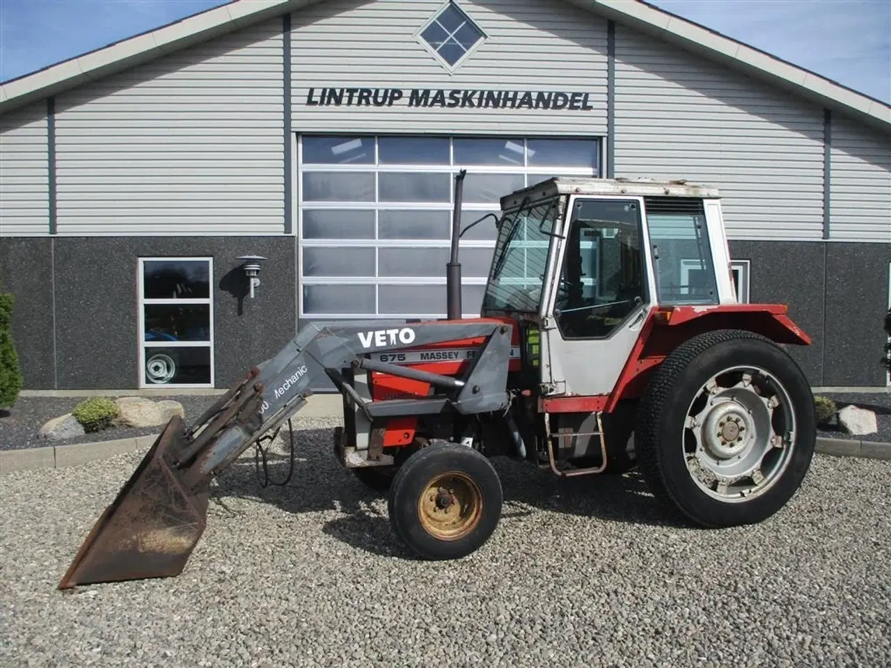 Billede 1 - Massey Ferguson 675 Speedshift med frontlæsser